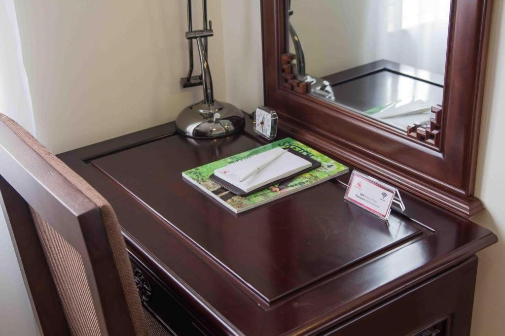 Cherry Hotel 1 Ханой Екстер'єр фото